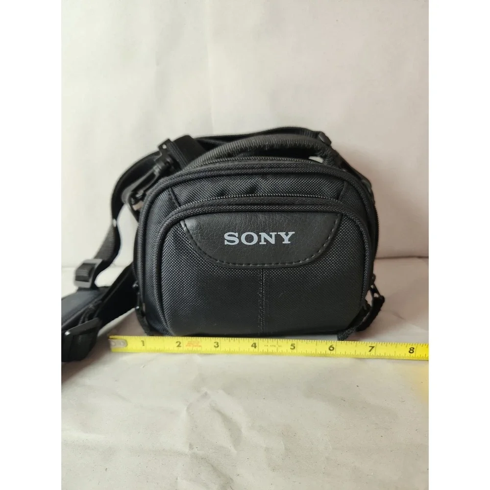 Sony Black Camera Media Soft Carrying Case Padded Adjustable Carry Strap EUC